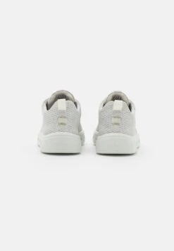 ECCO Street - Sneakers Laag - White 11 ECCO Street - Sneakers Laag - White -Ecco 0528d3d03be54e38bd6b3bf2f8457035