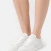 ECCO Street Lite- Sneakers Laag - White/Shadow White 1 ECCO Street Lite- Sneakers Laag - White/Shadow White -Ecco 2aa603b8438441cb882d0f324e3ab3ba