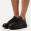 ECCO Street - Sneakers Laag - Black 2 ECCO Street - Sneakers Laag - Black -Ecco 6751c48fe2164e788283f32c3873a07f