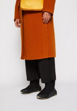 ECCO Chunky- Enkellaarsjes Met Plateauzool - Black/Black