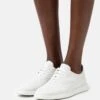 ECCO MinimalistW - Sneakers Laag - White/Shadow White 2 ECCO MinimalistW - Sneakers Laag - White/Shadow White -Ecco b46907f2bfc94036a249501fac9715d7