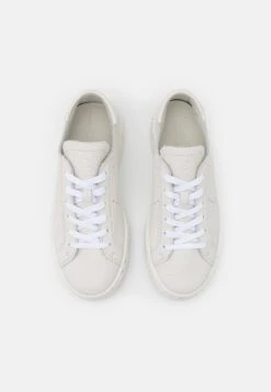 ECCO Street Tray- Sneakers Laag - White 13 ECCO Street Tray- Sneakers Laag - White -Ecco c6ee71b05dc24998b56ac1e83c684360