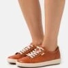 ECCO Sneakers Laag - Cognac -Ecco d1cce063c4a1412599a82b920a94c8ce
